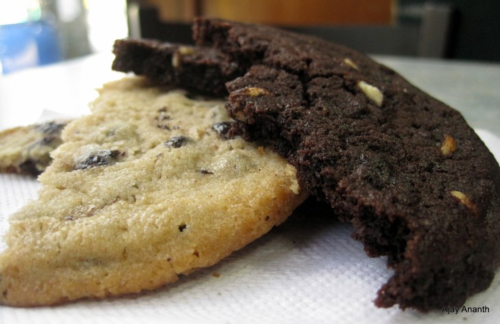 Single and double chocolate cookies from Subway