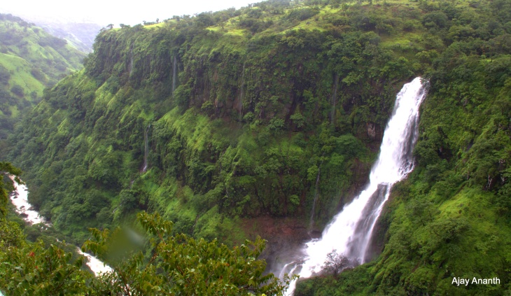 Mota Dabdabba - Thoseghar Falls Satara